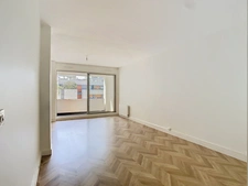 PORTE DOREE - BOIS DE VINCENNES - T4 (2 chambres) avec LOGGIA + PARKING + CAVE