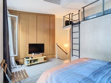 Rue des Haies - TRIPLEX de 3 pièces (1 chambre) de 60 m² dans passage privé