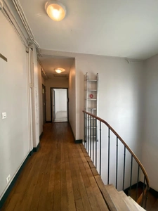STUDIO 27 M² - 6ème et dernier étage SANS ascenseur -