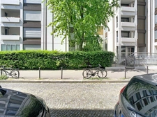 PORTE DOREE - BOIS DE VINCENNES - T4 (2 chambres) avec LOGGIA + PARKING + CAVE