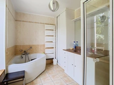 Une maison familiale (177 m²) au calme, entre nature et vie de village à moins d’une heure de Paris en transports (Ligne P)
