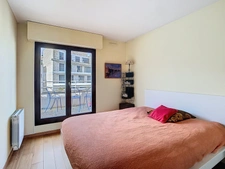 6ème et dernier étage - Appartement T5 + 2 terrasses de 18 m² chacune + 1 cave + 2 parkings boxés côte à côte 