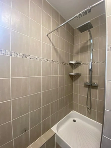 STUDIO 27 M² - 6ème et dernier étage SANS ascenseur -
