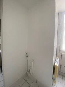 STUDIO 27 M² - 6ème et dernier étage SANS ascenseur -
