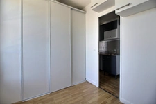 RUE FARADAY - 2 PIECES de 21,93 M² au sol 