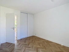 PORTE DOREE - BOIS DE VINCENNES - T4 (2 chambres) avec LOGGIA + PARKING + CAVE