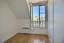 RUE FARADAY - 2 PIECES de 21,93 M² au sol 