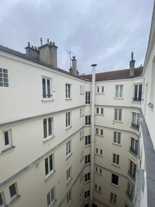 STUDIO 27 M² - 6ème et dernier étage SANS ascenseur -