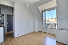 RUE FARADAY - 2 PIECES de 21,93 M² au sol 