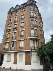 SAINT OUEN - 2 PIÈCES 37m² LC - 4ÈME ÉTAGE AVEC ASCENSEUR