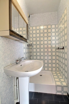 Métro CHARENTON ECOLE - 4 pièces de 85 m² - 8ème étage 