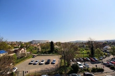 LES COTEAUX - 3 PIECES DE 62 M² - DERNIER ETAGE VUE DEGAGEE SUR PARIS