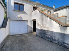 2 maisons sur terrain de 850 m² à 20 MN à pieds RER D "FOSSES - SURVILLIERS" 