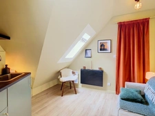 METRO BONSERGENT - BD MAGENTA - STUDIO sur cour : 11,67 m² au sol (8,50 m² en LC) au 6ème et dernier étage AVEC ascenseur