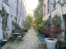 Rue des Haies - TRIPLEX de 3 pièces (1 chambre) de 60 m² dans passage privé