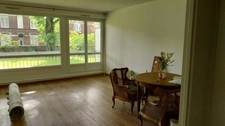 Rue de la Ferme - Grand 2 pièces de 57 m² - RDC SURELEVE + PARKING PRIVE dans RESIDENCE