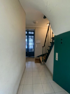 STUDIO 27 M² - 6ème et dernier étage SANS ascenseur -