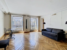 Quartier GAILLON - Rue de La Michodière - T2 de 50 M² - 5ème étage avec ascenseur + Débarras sur palier + cave