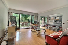 Avenue de Chanzy - 5 pièces de 110 m² avec balcon + cave + 2 parkings