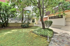 Avenue de Chanzy - 5 pièces de 110 m² avec balcon + cave + 2 parkings