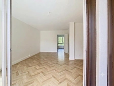 PORTE DOREE - BOIS DE VINCENNES - T4 (2 chambres) avec LOGGIA + PARKING + CAVE
