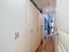 Rue Philibert Delorme - T3 de 68 m² au RDC - Professions libérales autorisées