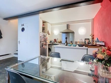 Rue des Haies - TRIPLEX de 3 pièces (1 chambre) de 60 m² dans passage privé