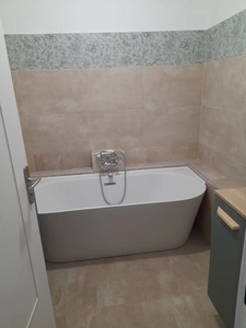 Rue de la Ferme - Grand 2 pièces de 57 m² - RDC SURELEVE + PARKING PRIVE dans RESIDENCE
