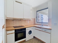 PORTE DOREE - BOIS DE VINCENNES - T4 (2 chambres) avec LOGGIA + PARKING + CAVE