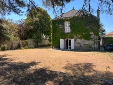 Propriete à vendre 8 pièces Proche de ROANNE (42)