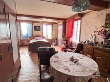 Maison à vendre 5 pièces Proche de CHARLIEU (71)