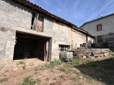 Maison à vendre 5 pièces Proche de CHARLIEU (71)