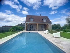 Indre et Loire, 20 mn Sainte Maure de Touraine, Maison type 7, 4 chambres,  avec piscine 