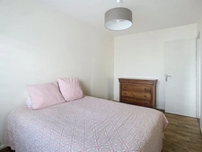 Indre et Loire, Cœur de Saint-Cyr-sur-Loire Appartement T3 lumineux avec balcon, cave et garage 