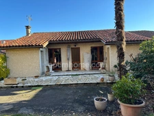 BARBOTAN, HABITATION T5 PLUS 7 CHAMBRES AVEC COINS CUISINES ET 4 T1 POUR DU LOCATIF, JARDIN ET GARAGE