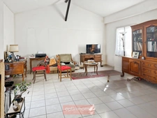  Ensemble immobilier avec maison T4 + 3 studios avec potentiel locatif
