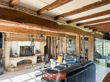 Authentique maison Landaise en pierre avec piscine couverte, dépendances et jardin