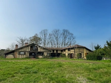 Authentique Landaise de caractère, 316 m² habitables sur 8000 M2. Cadre paisible