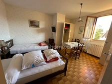 BARBOTAN, HABITATION T5 PLUS 7 CHAMBRES AVEC COINS CUISINES ET 4 T1 POUR DU LOCATIF, JARDIN ET GARAGE