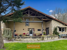 Authentique Landaise en pierres et colombages sur 17 000 M2 de terrain arboré.