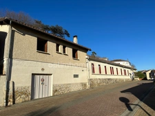 BARBOTAN, HABITATION T5 PLUS 7 CHAMBRES AVEC COINS CUISINES ET 4 T1 POUR DU LOCATIF, JARDIN ET GARAGE