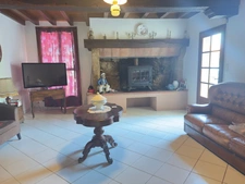 MAISON DE CARACTERE 250 M2 HABITABLES, GARAGE EN PIERRE 65 M2, HANGAR AGRICOLE 260 M2, JARDIN 5000 M2
