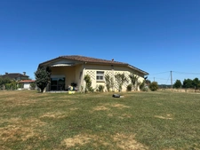 Villa plain-pied T4 avec jardin clos de 2.200 M2