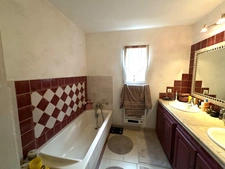 Maison à vendre 4 chambres PIERREVERT (04)