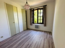 Maison familiale 5 chambres – 173 m² – Jardin, piscine, garage, terrasse et vue