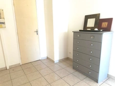 Appartement lumineux au cœur de Gréoux-les-Bains – Dernier étage avec vue sur le clocher