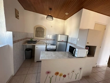 Appartement lumineux au cœur de Gréoux-les-Bains – Dernier étage avec vue sur le clocher