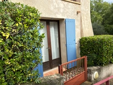 Vivre le charme de Gréoux les Bains : Appartement 5 pièces en rez de jardin