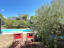 Maison à vendre 4 chambres PIERREVERT (04)