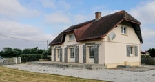 Maison à louer de 136 m² LINGEVRES (14)